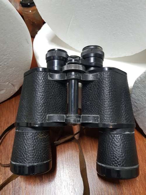Binoculars BINOCULARS was sold for R252.00 on 18 Oct at 2145 by